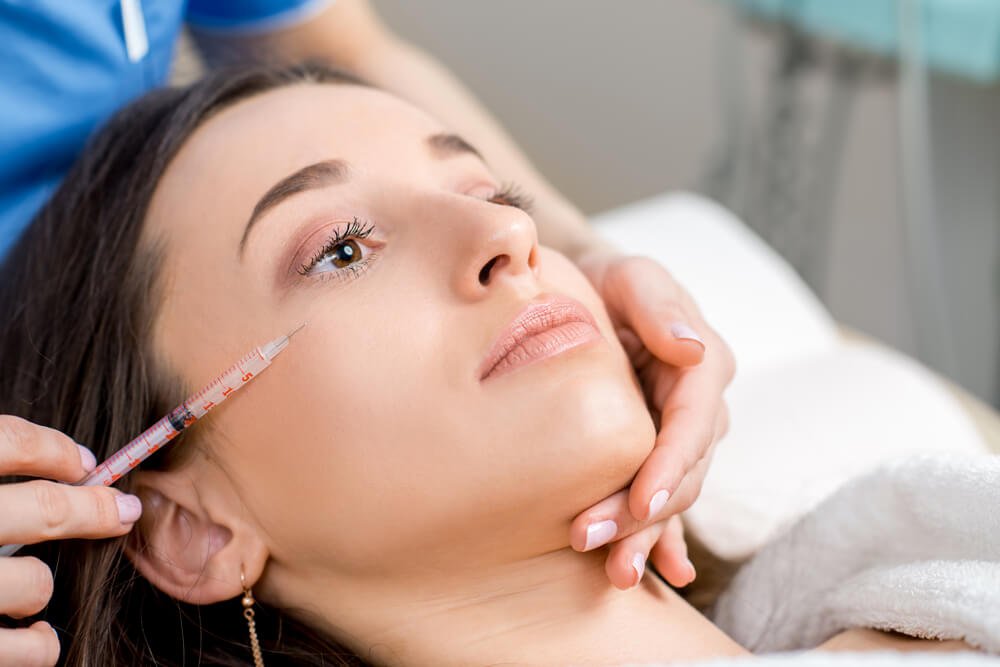 4 Key Benefits of Visiting a Dermatologist