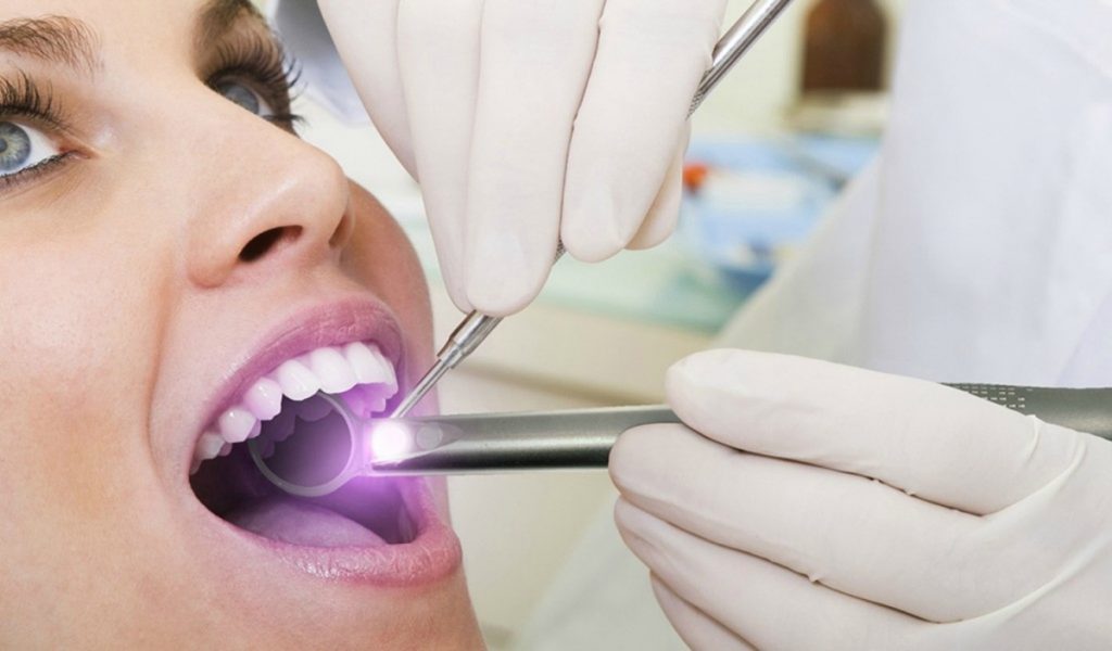 What a Dentist Looks for During an Oral Cancer Exam